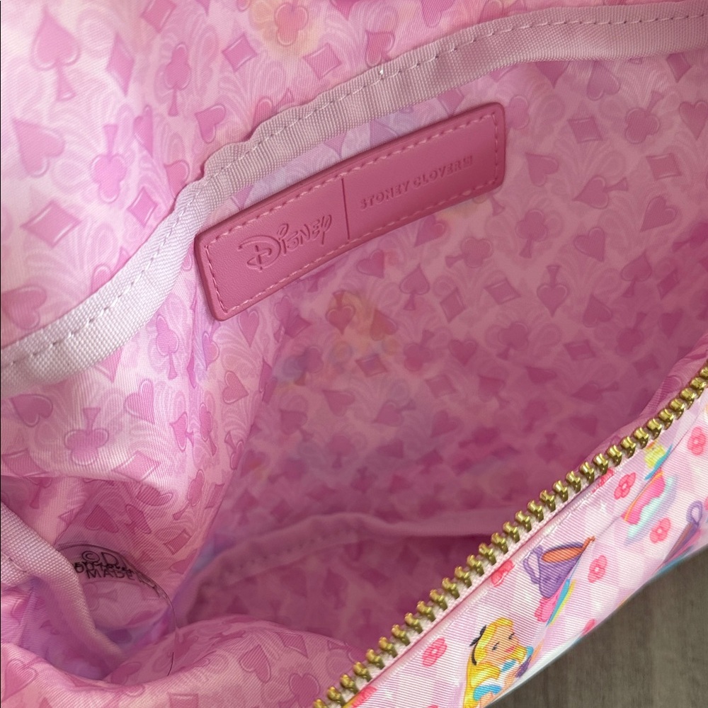 NWOT Stoney Clover Lane Alice in Wonderland Fanny Pack - Picture 5 of 5